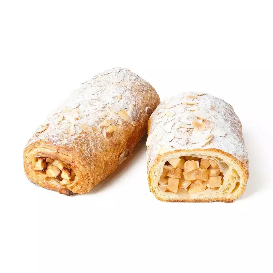 Слойка с яблоком, миндалем и корицей